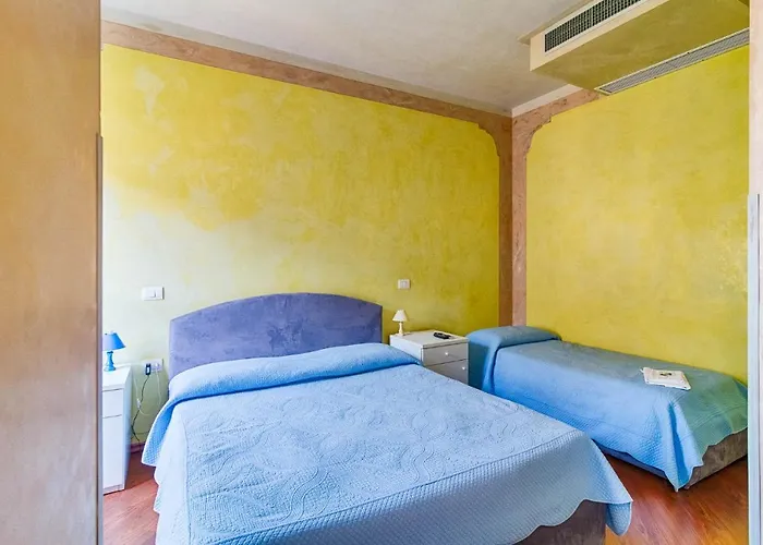 Lloyd Triestino Lägenhetshotell 3*