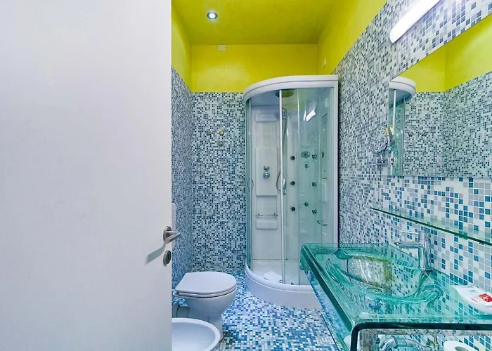 Lloyd Triestino Lägenhetshotell