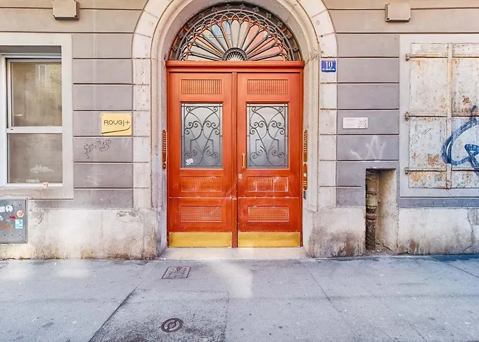 Lägenhetshotell Lloyd Triestino 3*